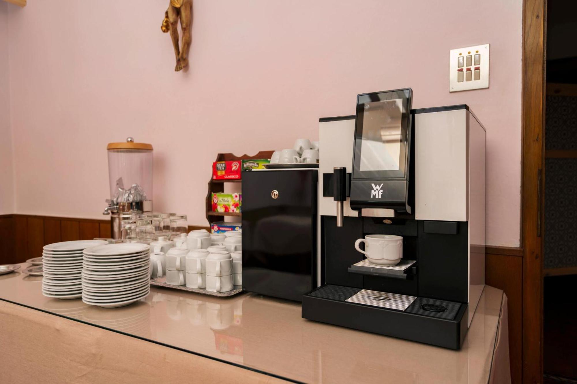 Hotel Appartement Lahngut 네어스 외부 사진